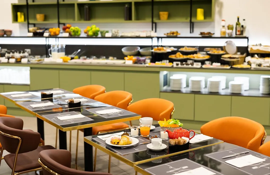 IH Hotels Milano Centrale-1