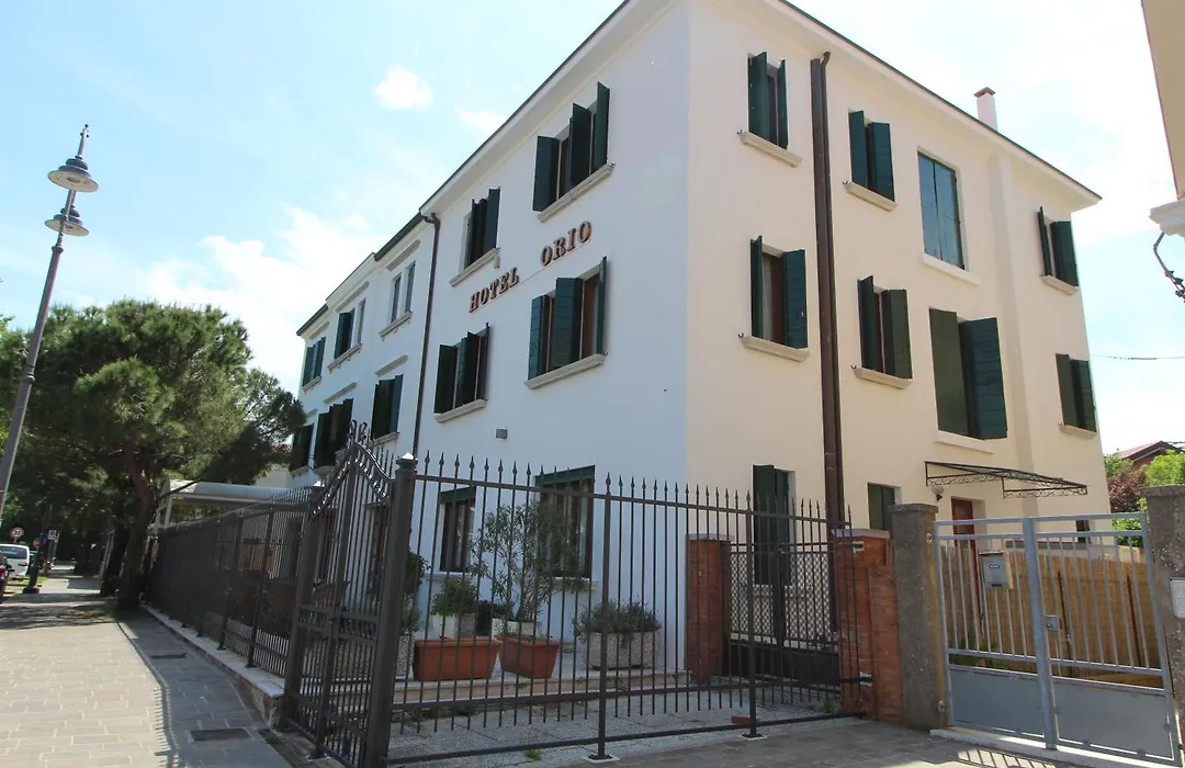 Hotel Villa Orio E Beatrice-1