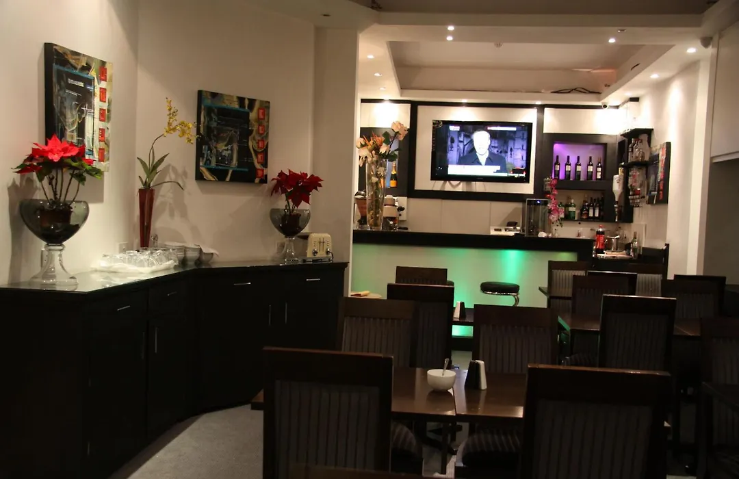 Admiral Hotel At Park Avenue-1
