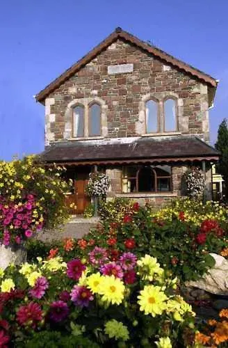 Abbey Lodge-1