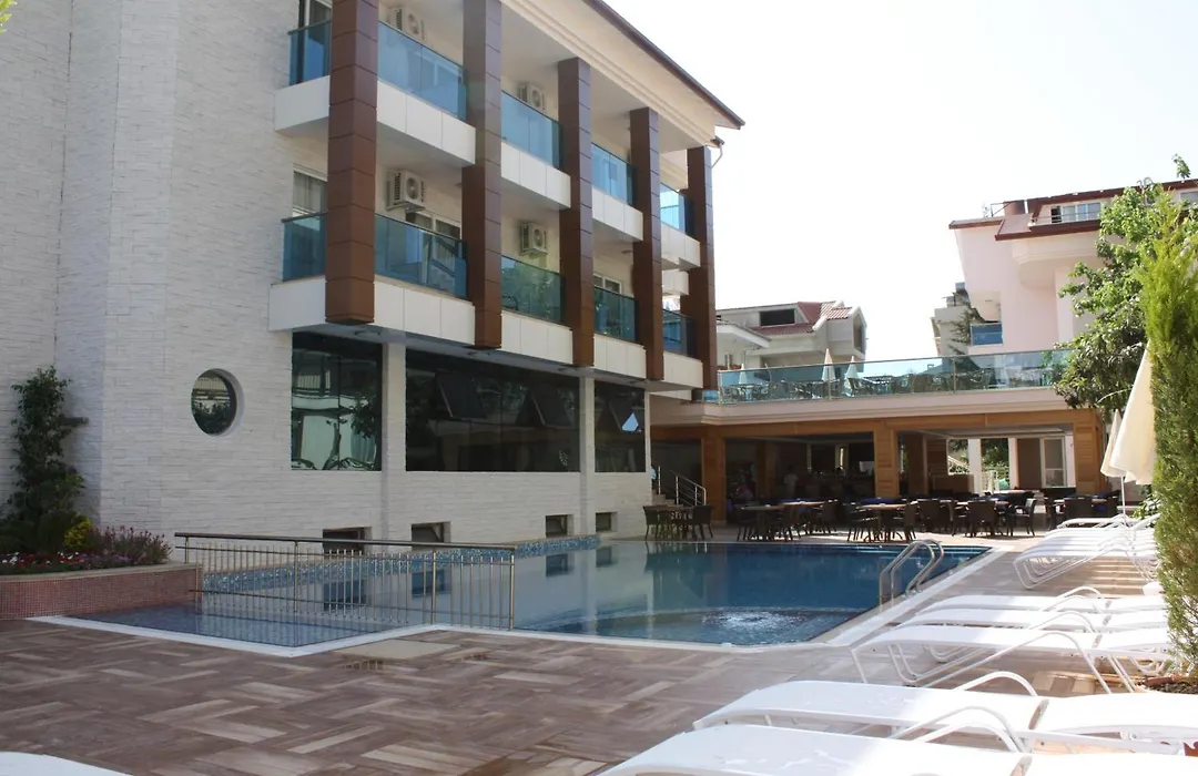 Supreme Hotel-1