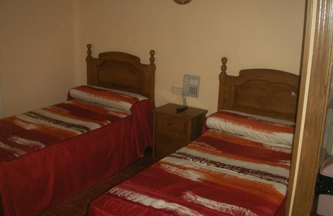 Hostal La Nava-1