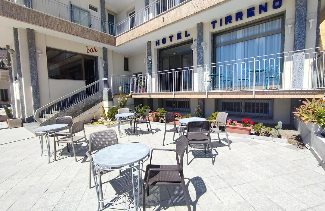 Hotel Tirreno-1