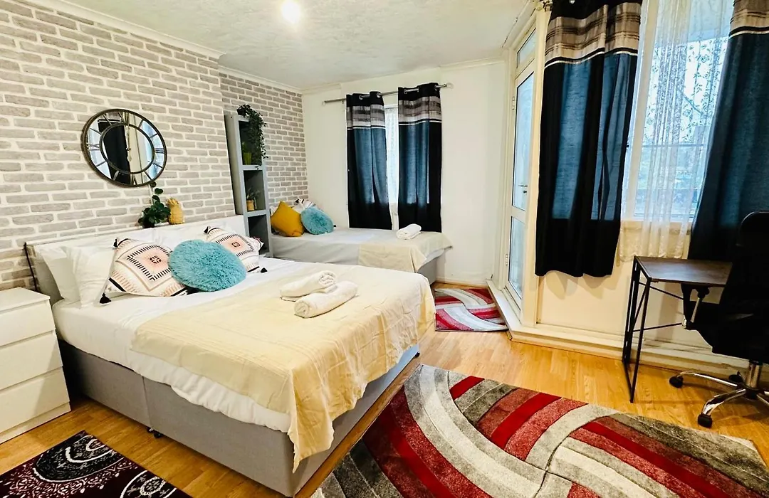 Whites Inn-1