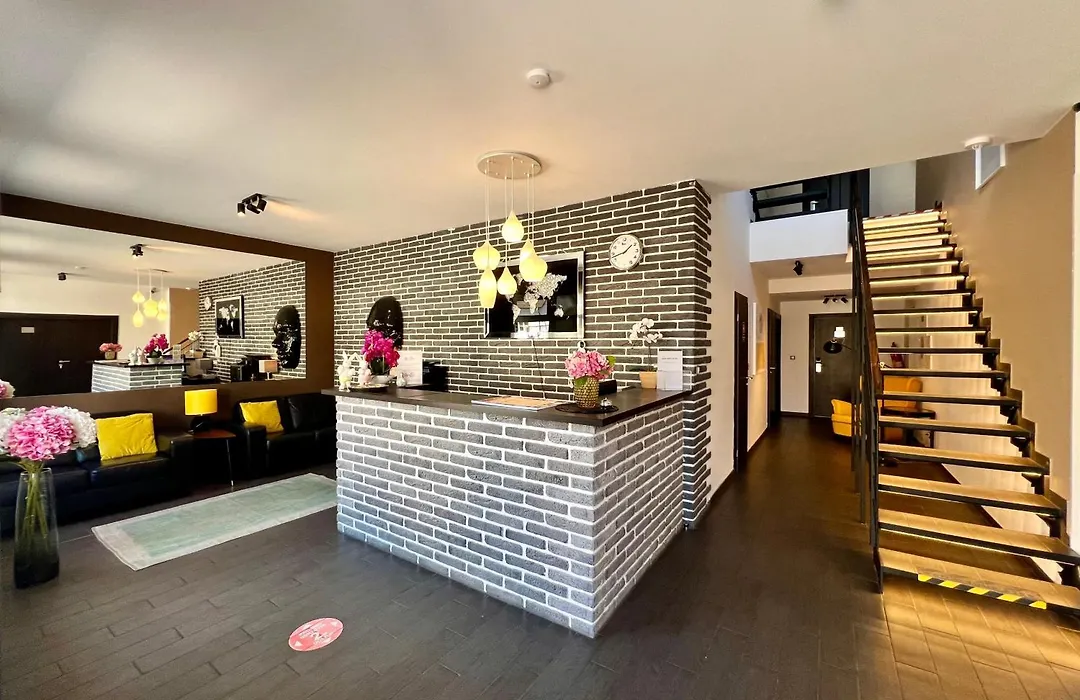 Grand Petit Hotel-1