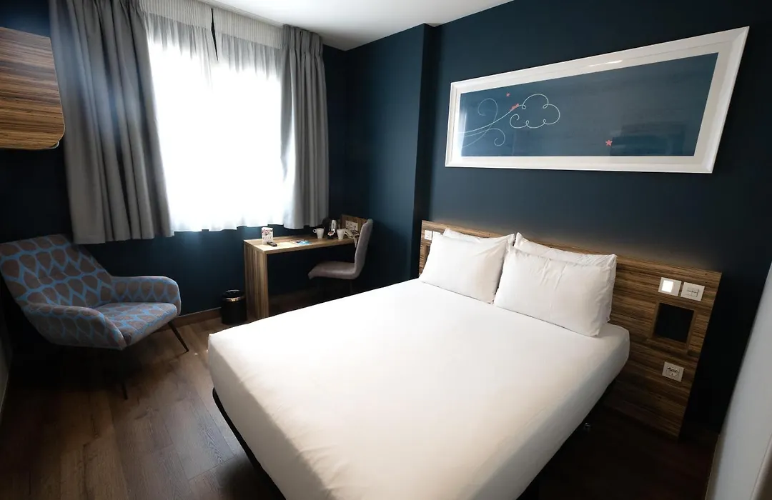 Travelodge Madrid Metropolitano-1