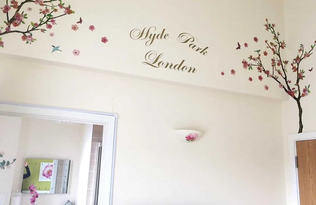 Rowan Park Lodge-1