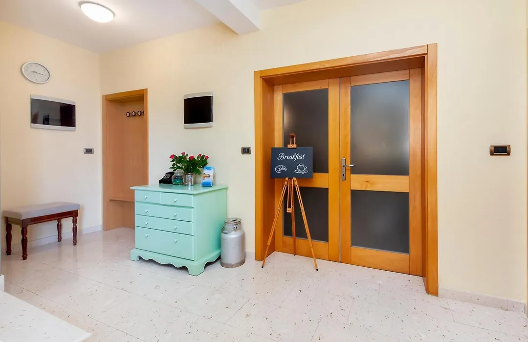 Villa Nina B&B Rovinj-1
