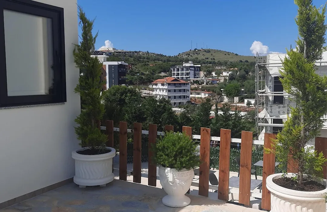 Hotel Renato-1