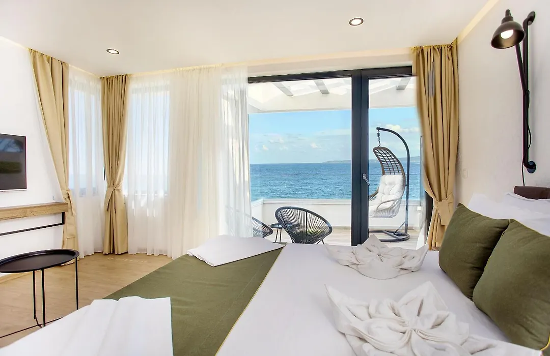 Olive Villas Beach Hotel-1