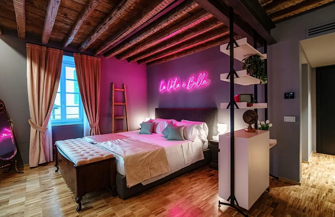Vitrum - Como Luxury Suites-1