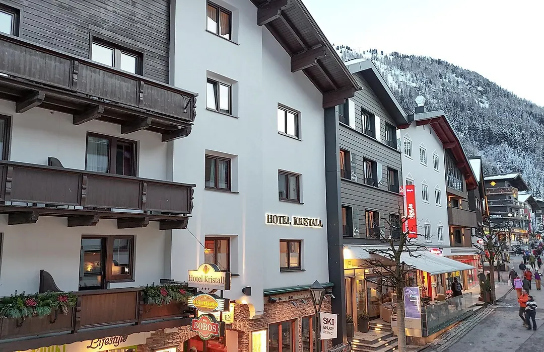 Hotel Kristall-1