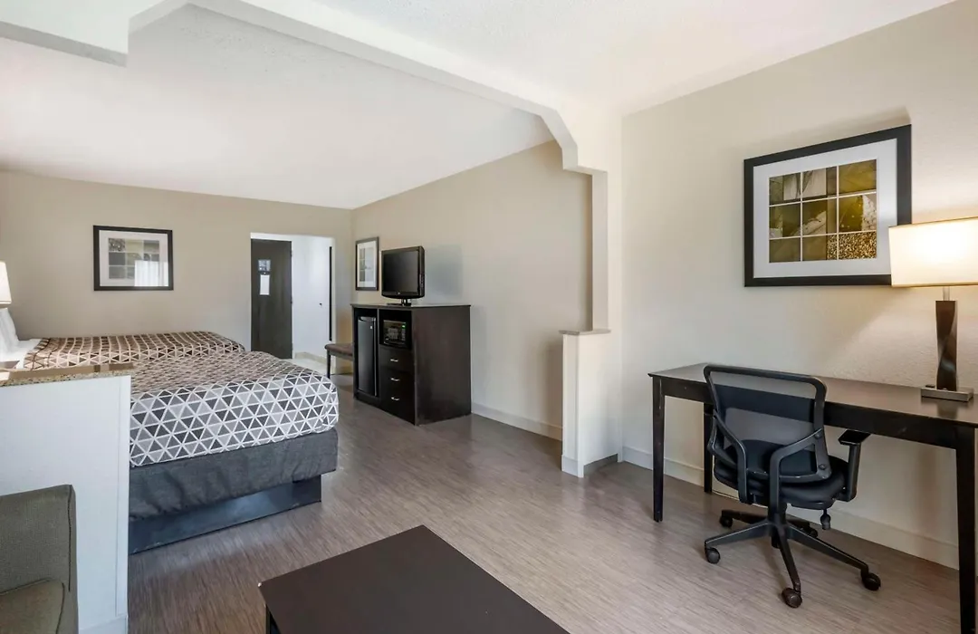 Best Western Suites Columbus-1