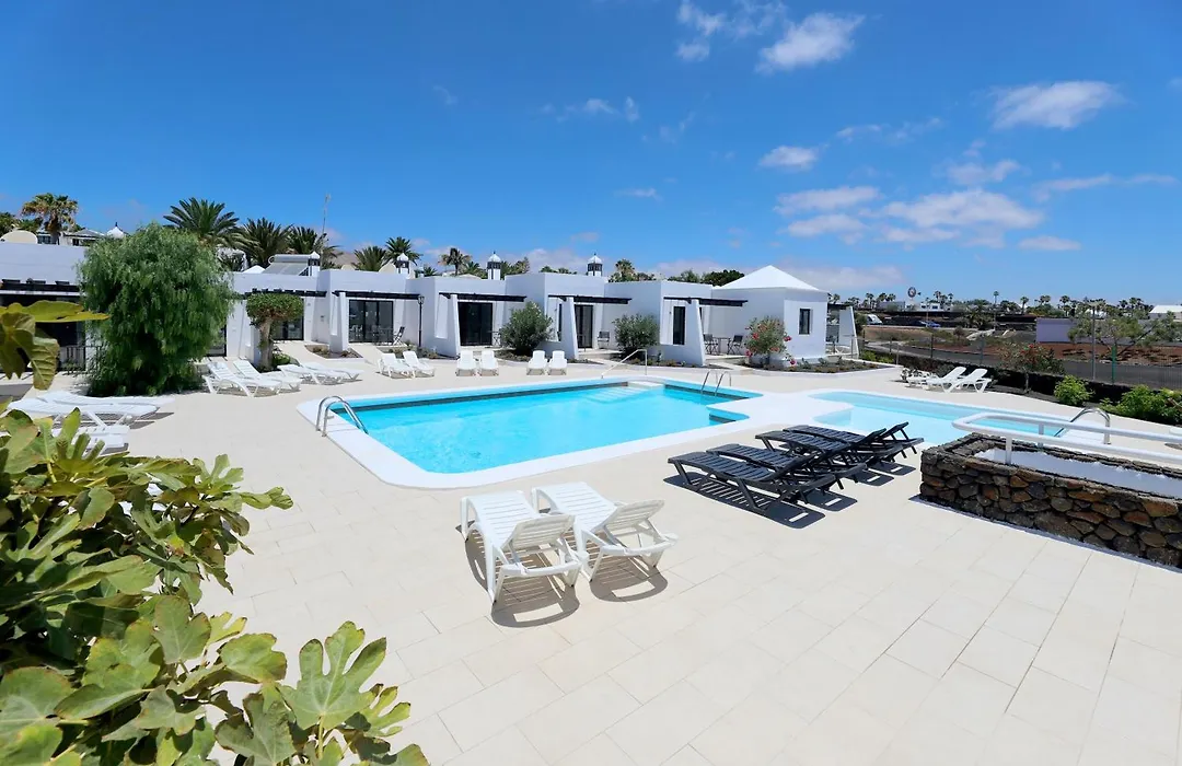 Salmarina Bungalows-1