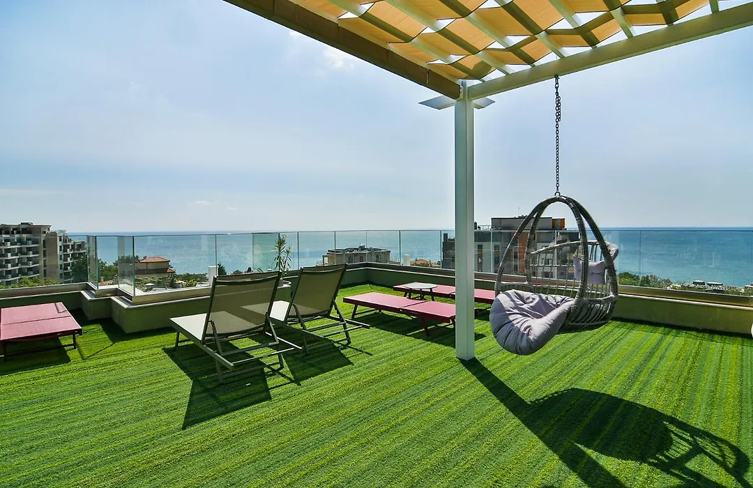 Sea Lounge-1