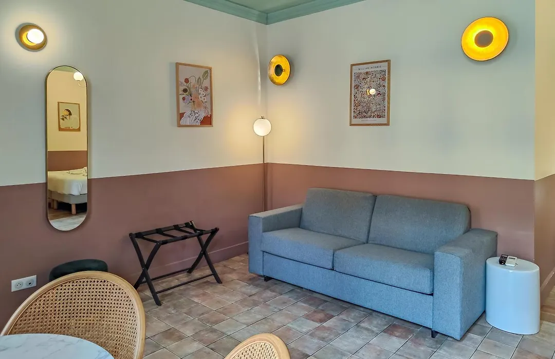 Hotel Aparthotel AMMI Vieux Nice-1