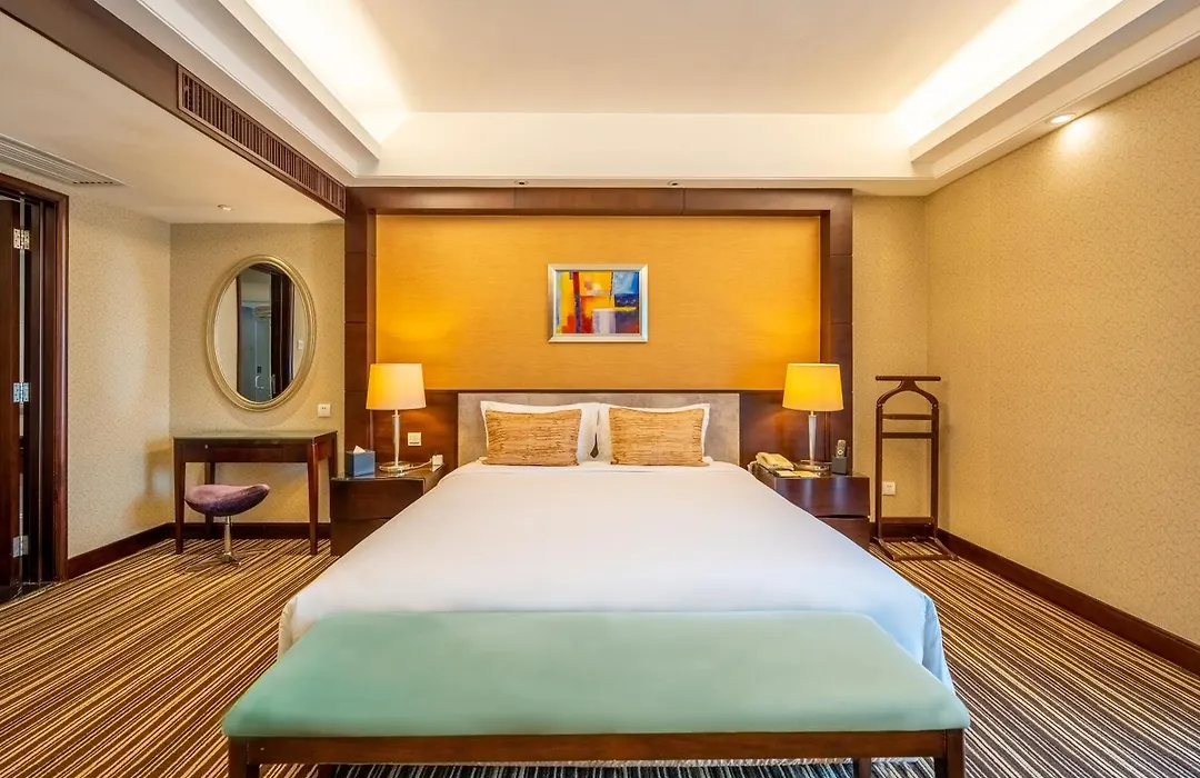 Leeden Hotel Guangzhou-1