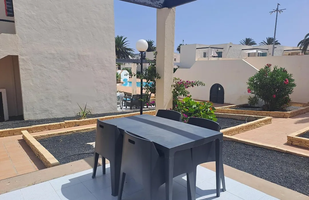 Homeforguest Apartamento 13 Con Terraza Y Piscina En Corralejo-1
