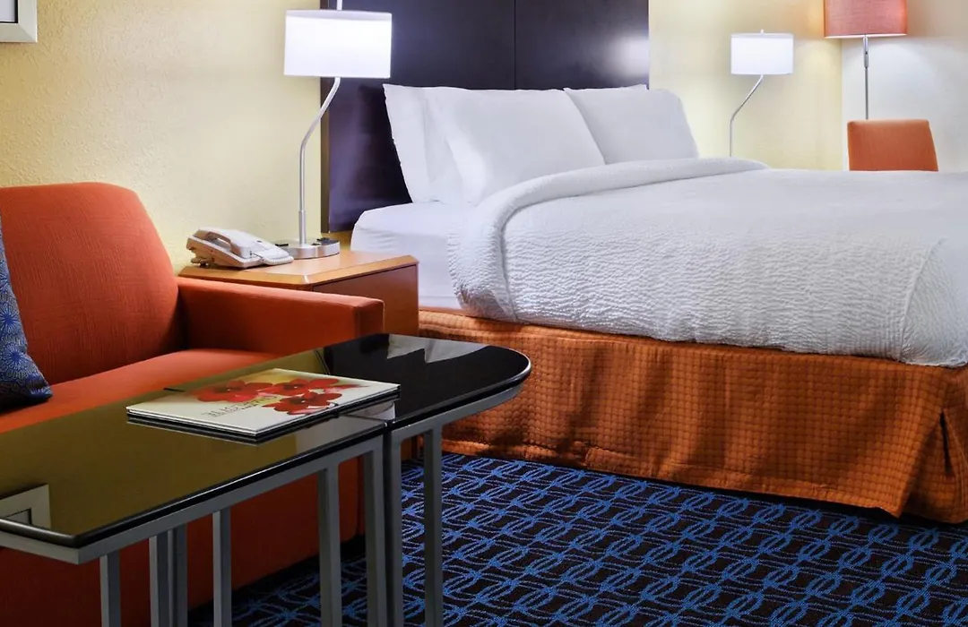 Fairfield Inn & Suites Charlotte Arrowood-1