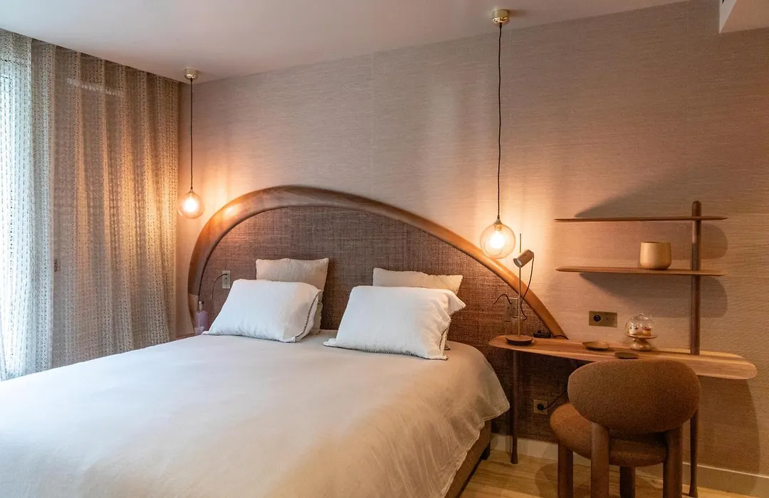 Yndo Hotel-1