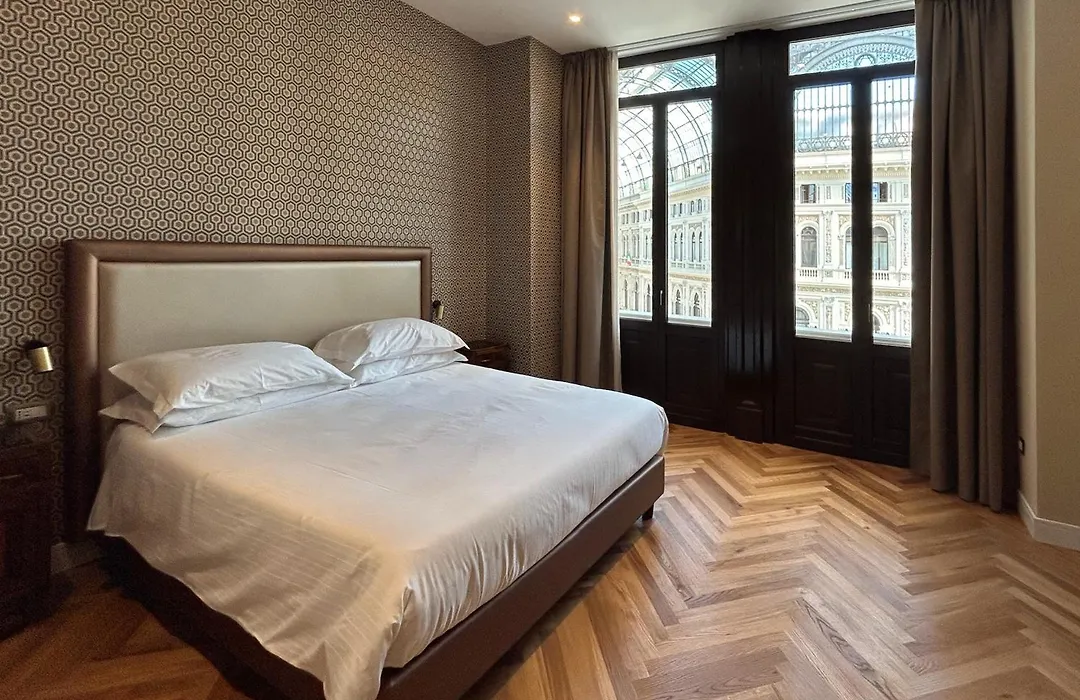 Caruso Place Luxury Rooms & Suites-1