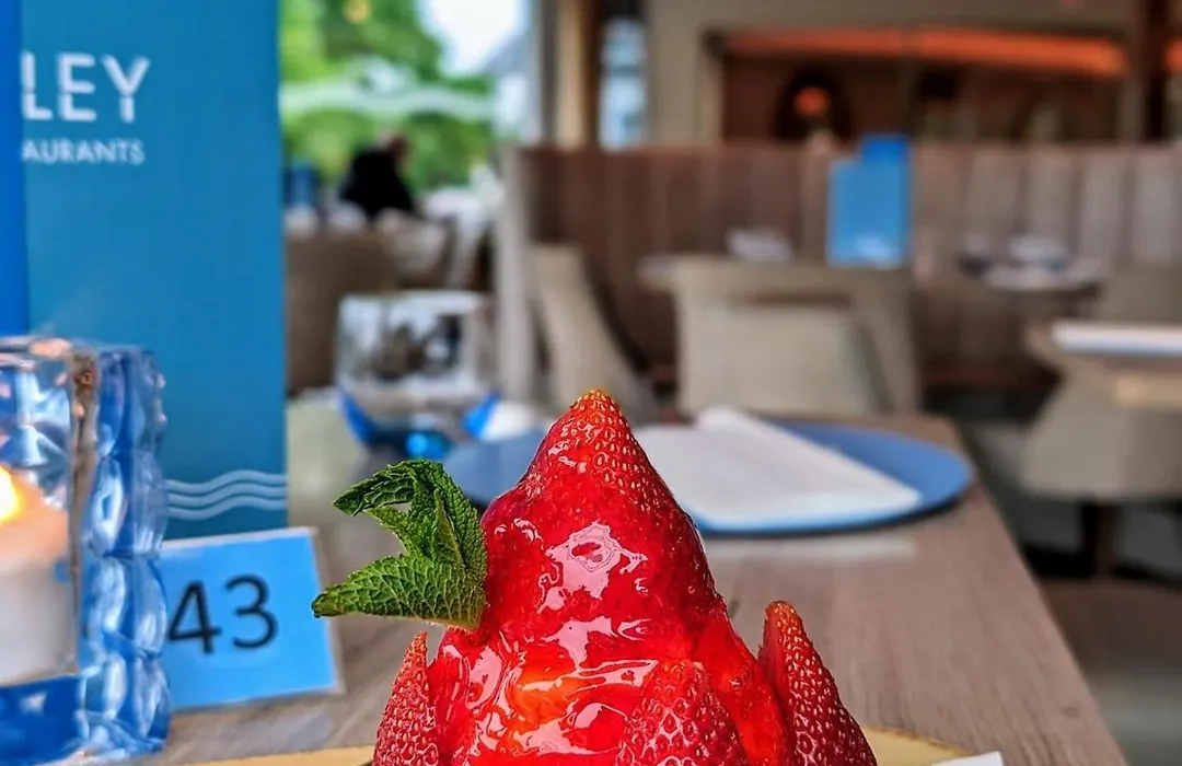 Duck Bay Hotel & Restaurant-1
