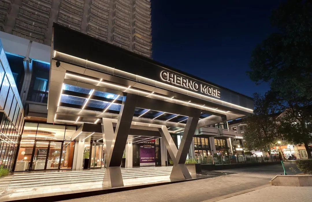 Hotel Cherno More-1