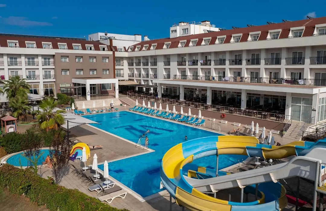 White Lilyum Hotel-1