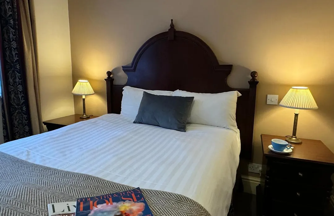 Taunton House Hotel-1