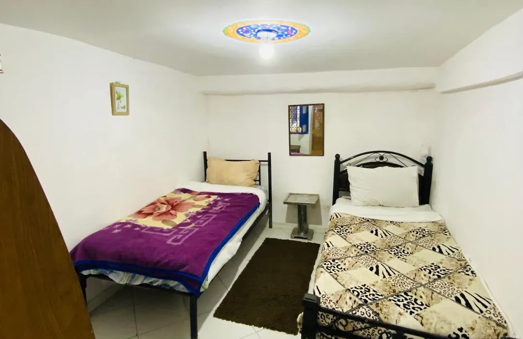 Hostel Essassi 23-1