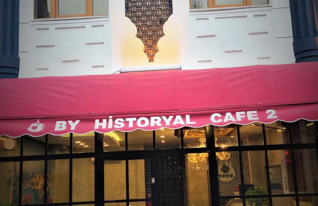 By Historial Hotel Due-1