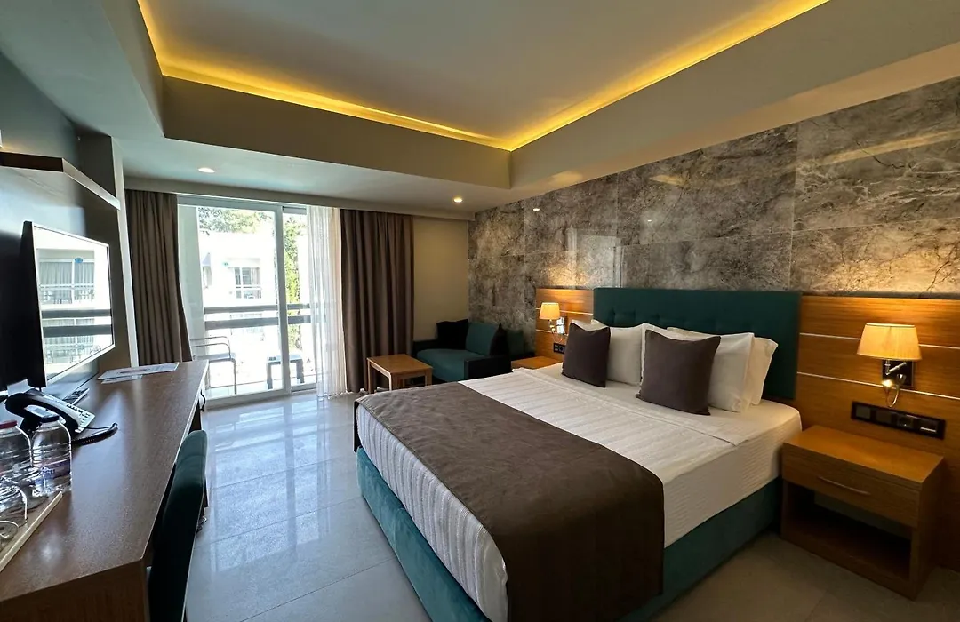 Hotel Ambrosia-1