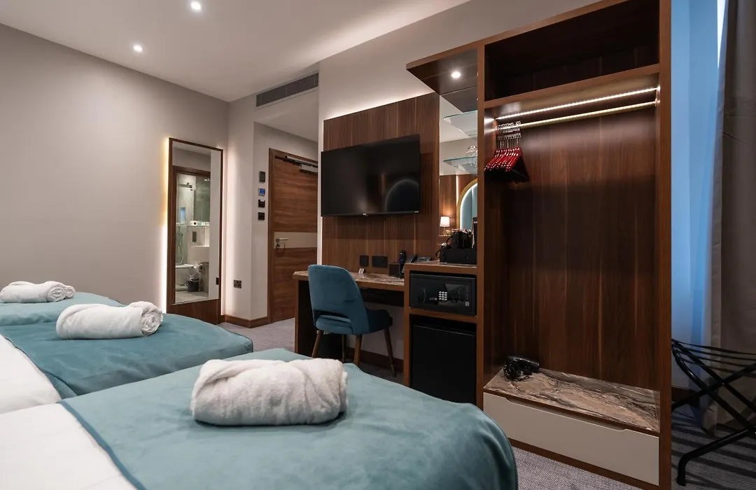 St Mark'S - Merit Hotels-1
