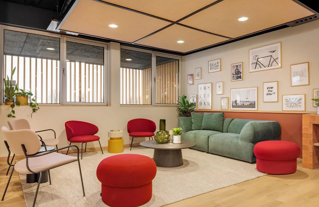 Maxhotel Amsterdam Airport Schiphol - Recently Renovated-1