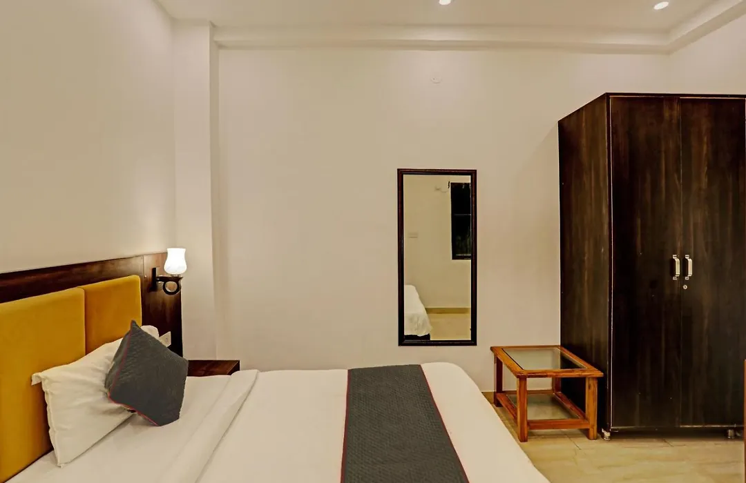 Hotel Golden Prime King-1