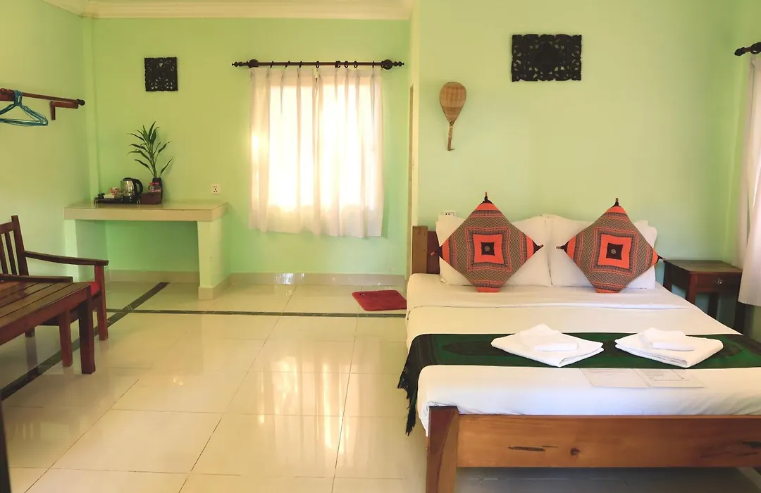 Bird Of Paradise Bungalows-1