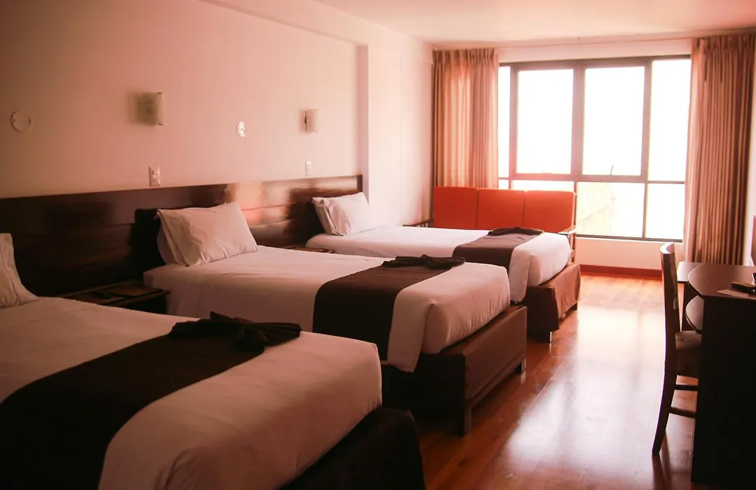 Illas Inn-1