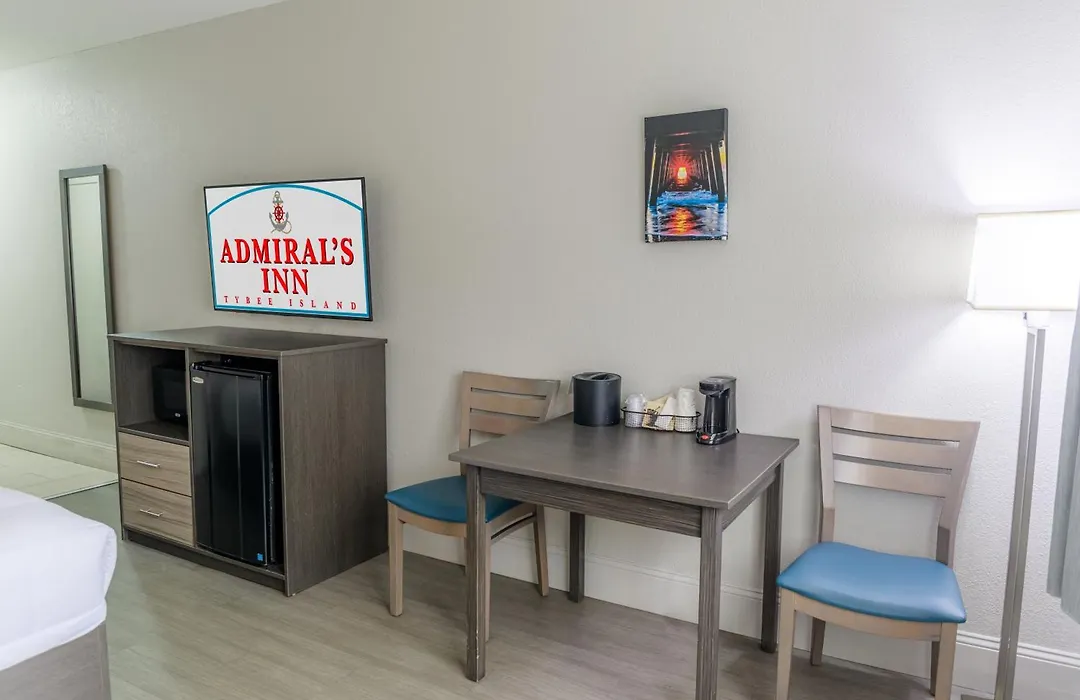 Admiral'S Inn On Tybee Island-1