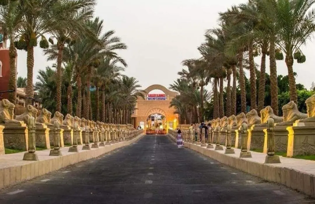 Hostgool Beach Chalets Mirage Bay Resort & Aqua Park-1