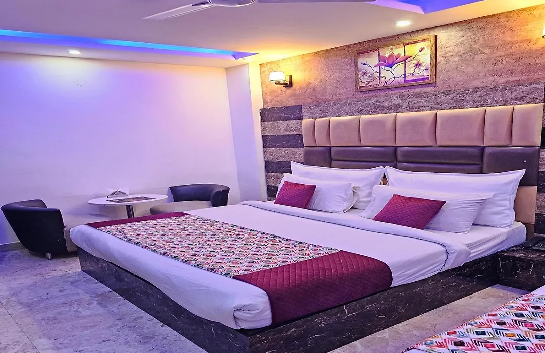 Hotel Tu Casa International Near Delhi Airport-1