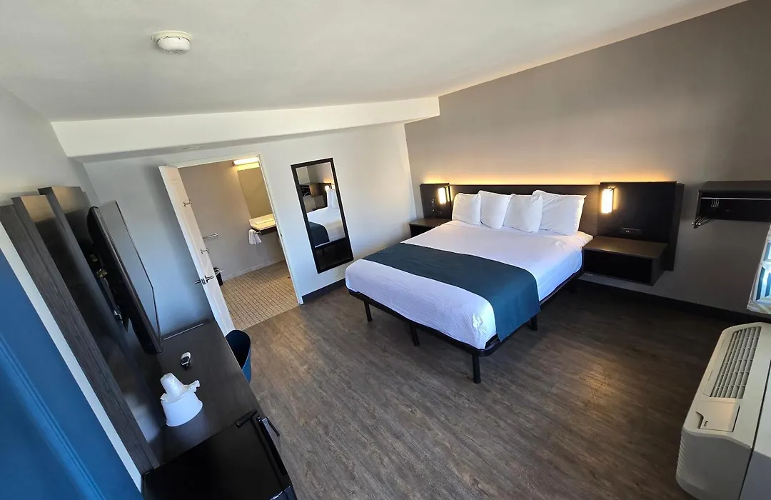 Motel 6 Los Angeles, Ca - Downtown-1