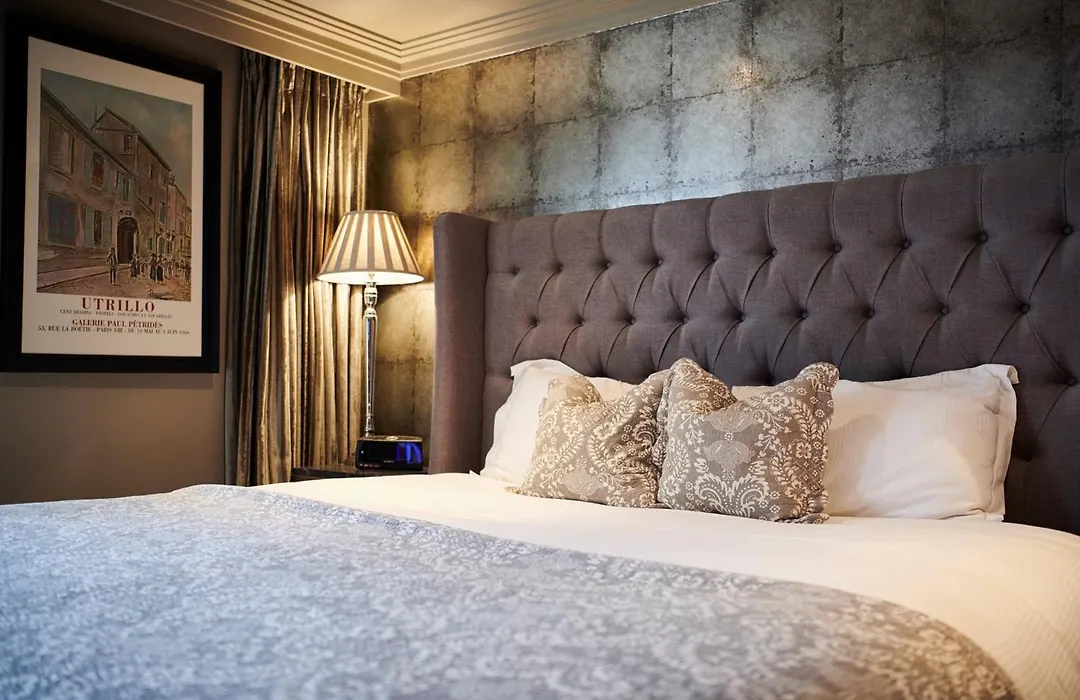 The Lion Inn-1
