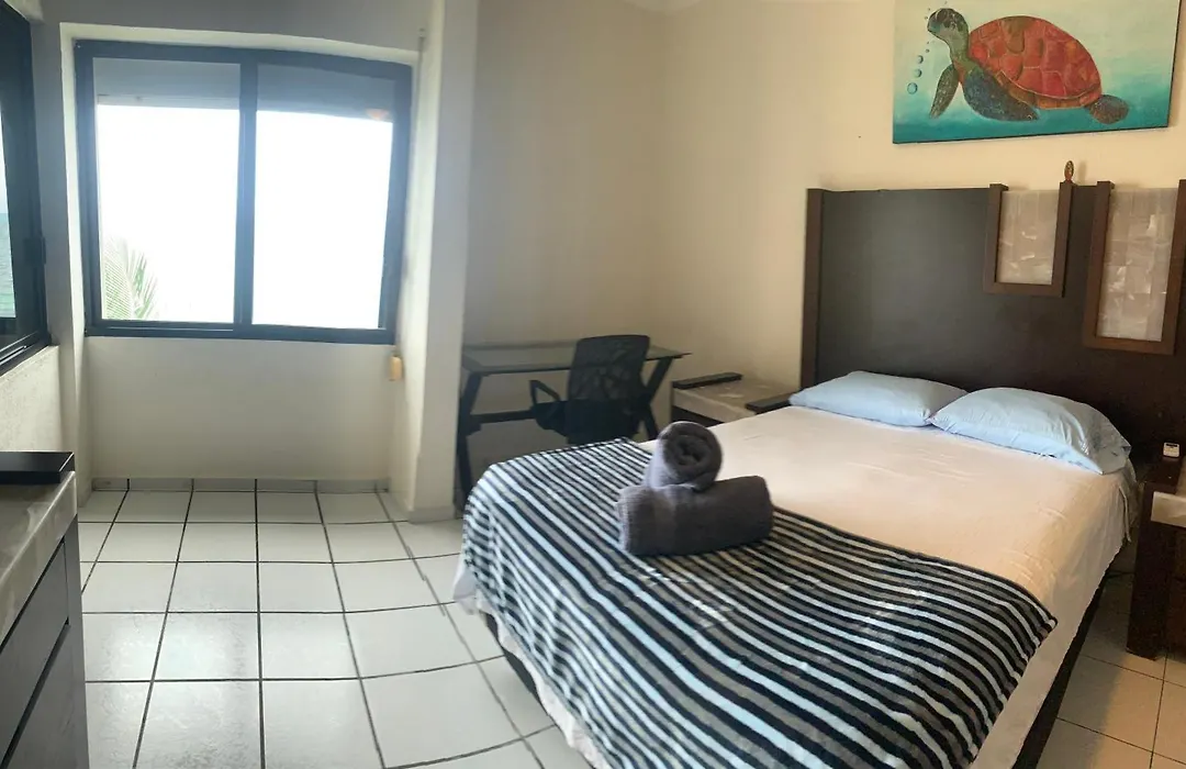 Ocean View Apartments & Rooms 500 Meters Isla Mujeres Ferrys-1