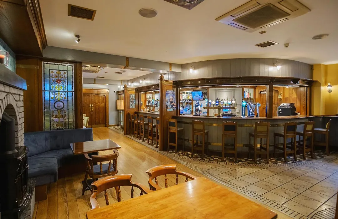 Central Hotel Donegal-1