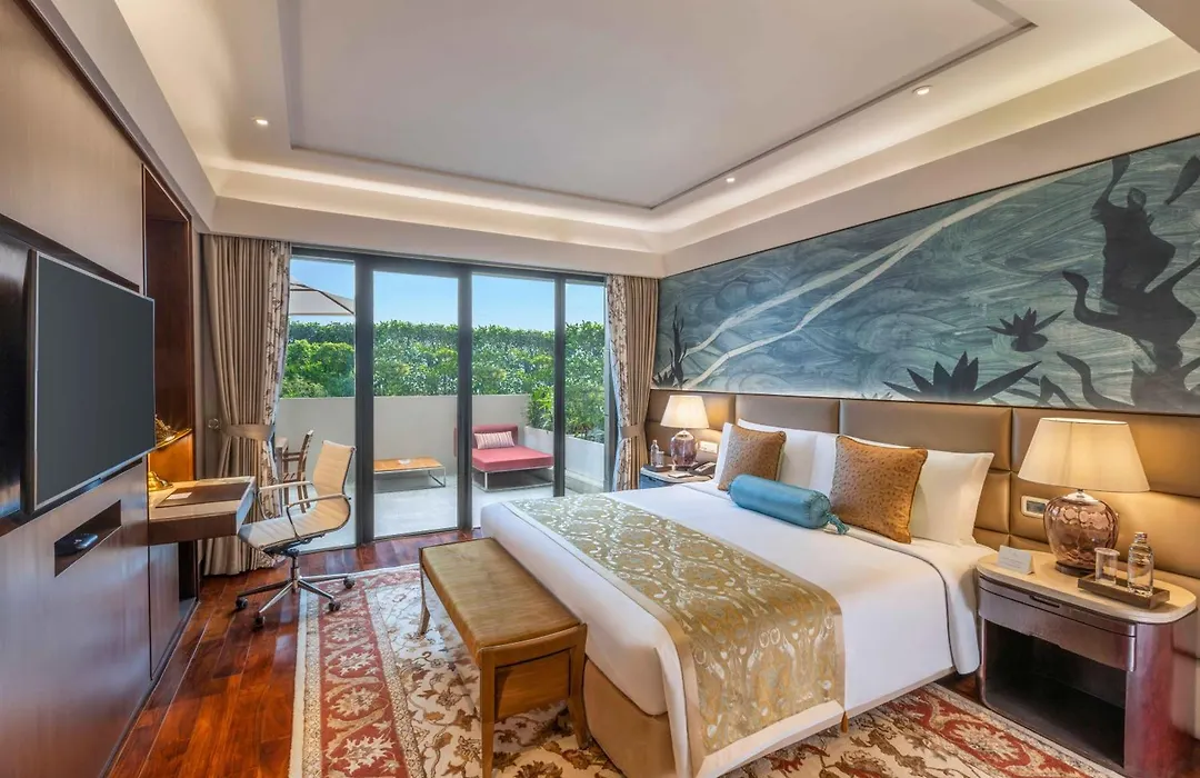 The Leela Ambience Convention Hotel Delhi-1