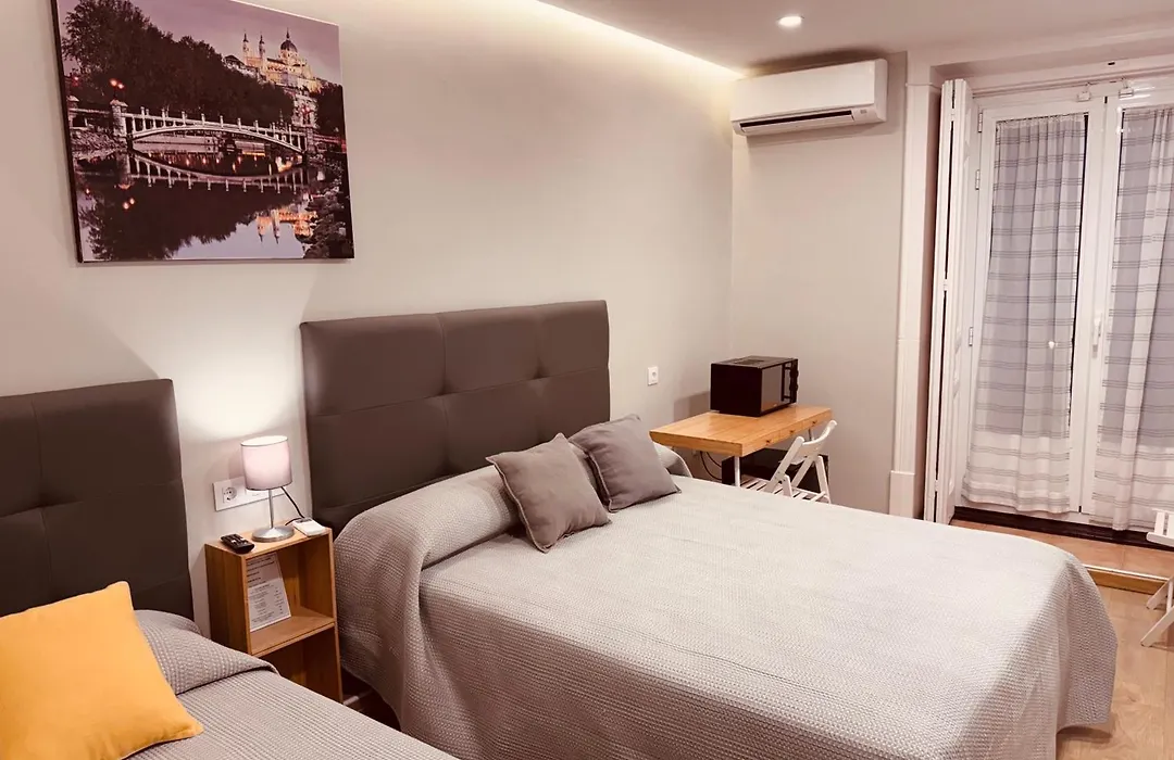Hostal Patria Madrid-1