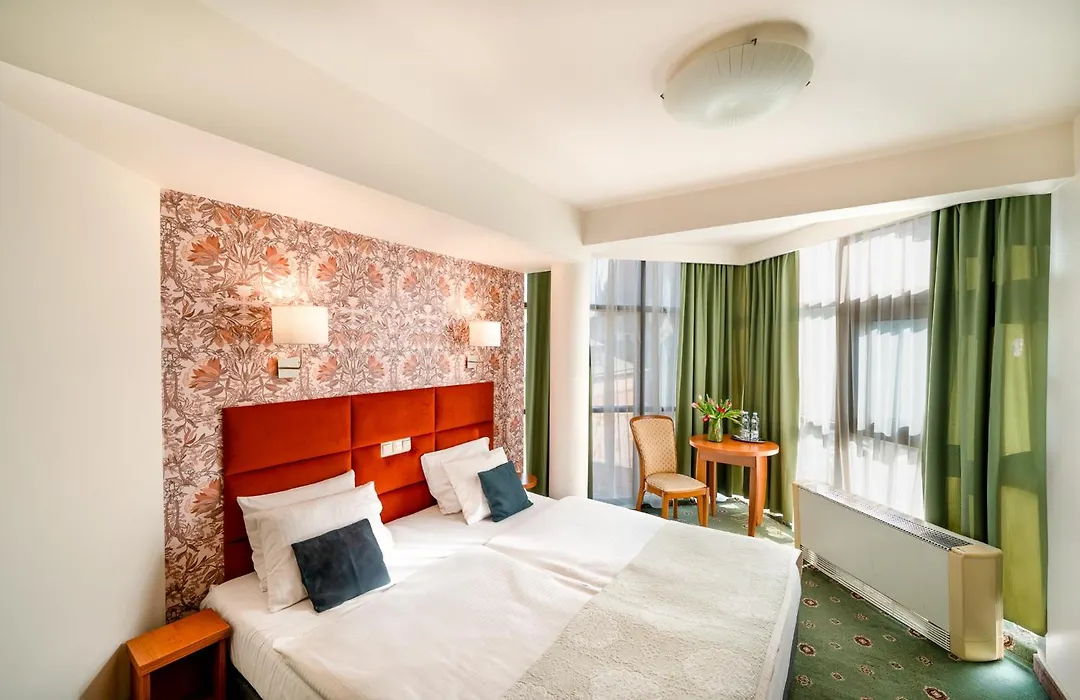 Hotel Secesja-1
