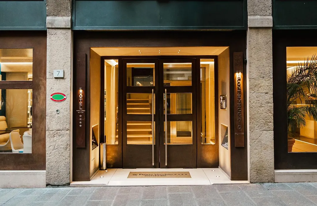 Ponte Vecchio Suites&Spa-1