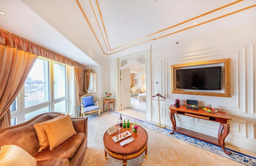 Legendale Hotel Beijing-1