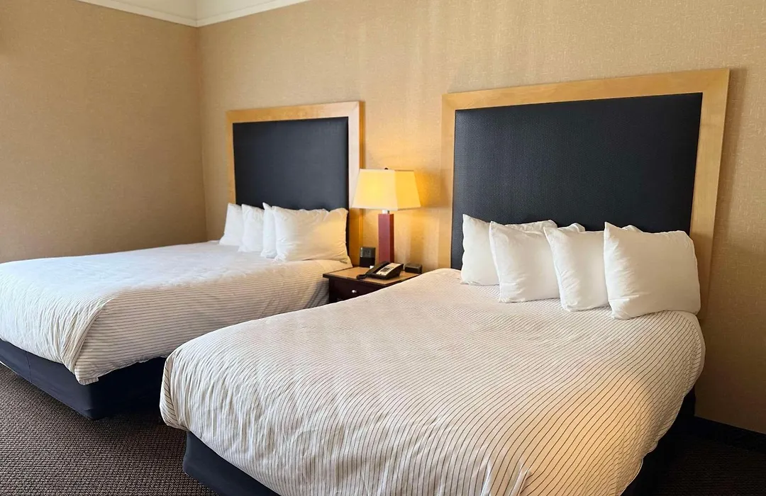 Cambria Hotel Traverse City-1